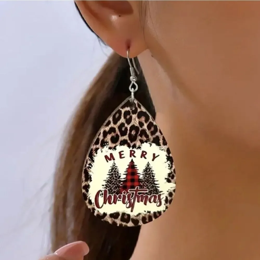 ❤️Christmas tree print Leopard pattern dangle earrings